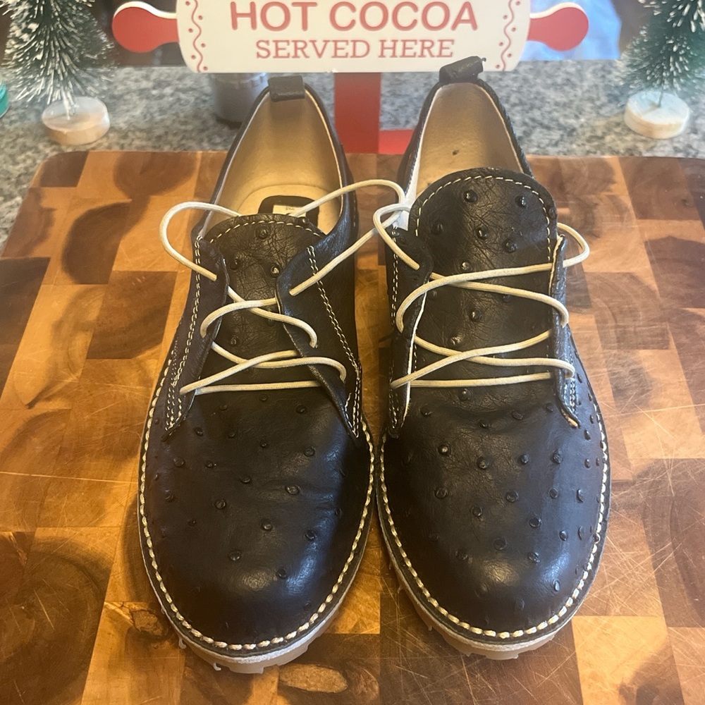 Men’s Vellies black ostrich oxfords